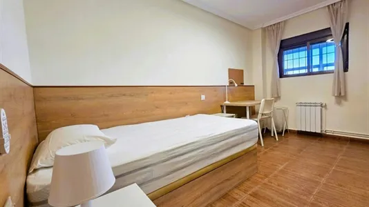 Rooms in Leganés - photo 1