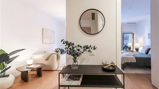 Apartments in Barcelona Eixample - photo 9