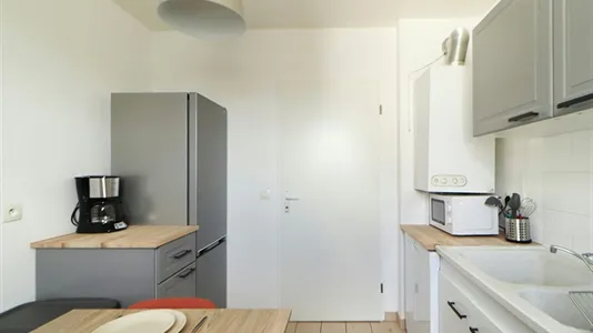 Rooms in Saint-Denis - photo 6