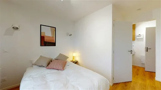 Rooms in Bobigny - photo 2