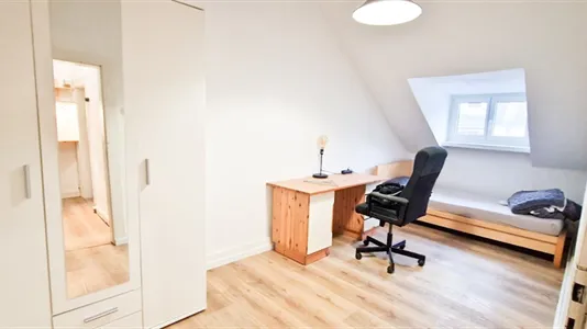 Apartments in Dusseldorf - photo 2