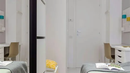 Rooms in Milano Zona 5 - Vigentino, Chiaravalle, Gratosoglio - photo 3