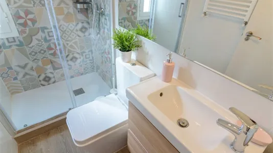 Rooms in Madrid Centro - photo 10