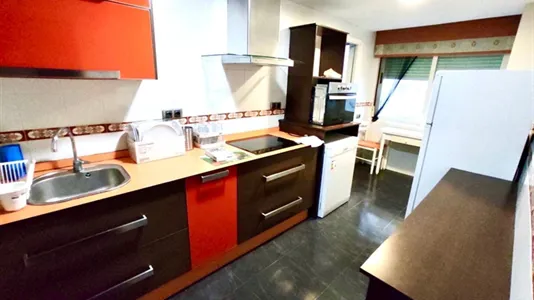 Rooms in Castellón de la Plana/Castelló de la Plana - photo 4