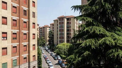 Room for rent in Milano Zona 6 - Barona, Lorenteggio, Milan