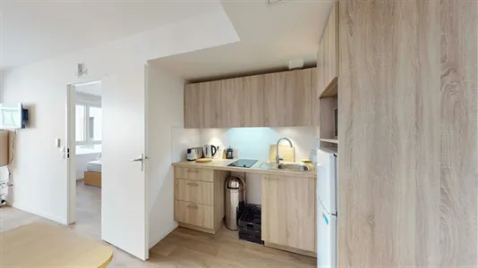 Rooms in Nanterre - photo 4