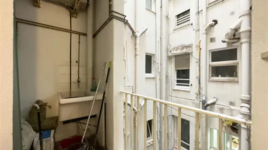 Rooms in Barcelona Eixample - photo 8