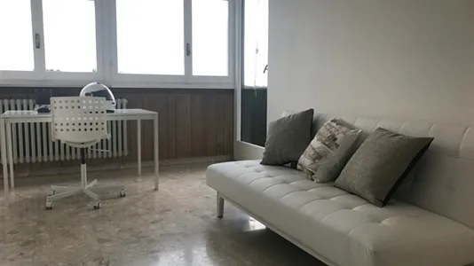 Rooms in Castellanza - photo 4