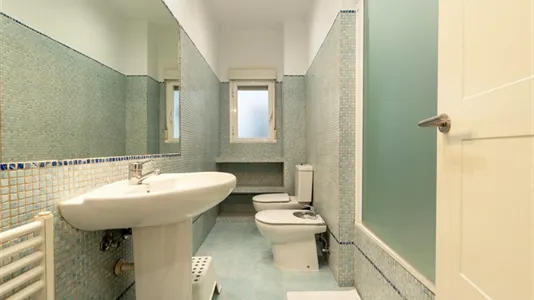 Rooms in Madrid Salamanca - photo 10