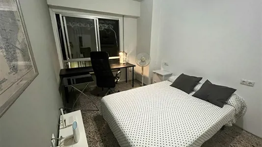 Rooms in Murcia - photo 2