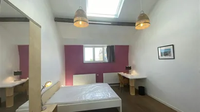 Room for rent in Brussels Schaarbeek, Brussels