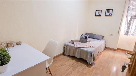 Rooms in Madrid Chamberí - photo 4