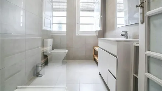 Rooms in Valencia L'Eixample - photo 10