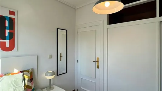 Rooms in Bilbao - photo 5