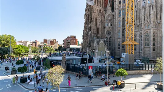 Apartments in Barcelona Eixample - photo 1