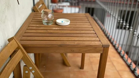 Rooms in Barcelona Eixample - photo 2