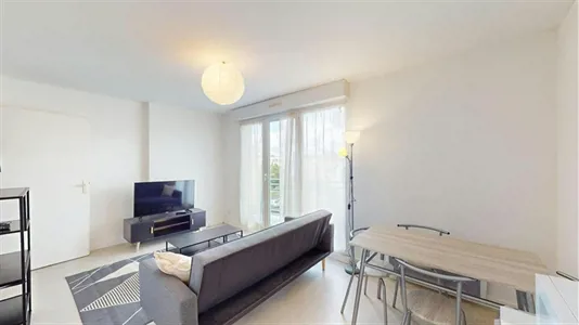 Apartments in Poitiers - photo 2