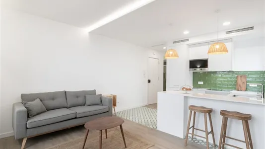 Apartments in Barcelona Eixample - photo 4