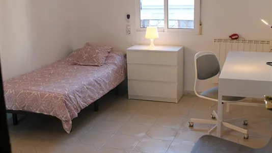 Rooms in Valencia Camins al Grau - photo 1