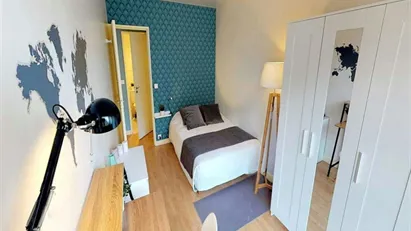 Room for rent in Nanterre, Île-de-France