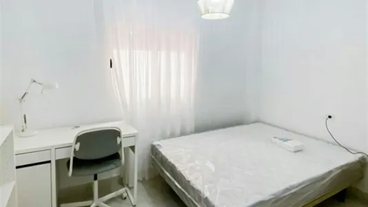 Rooms in Valencia Algirós - photo 1