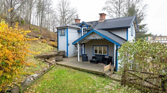 Houses in Flen - photo 2