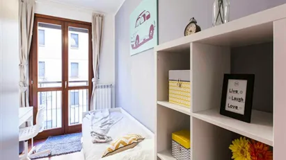 Room for rent in Milano Zona 5 - Vigentino, Chiaravalle, Gratosoglio, Milan