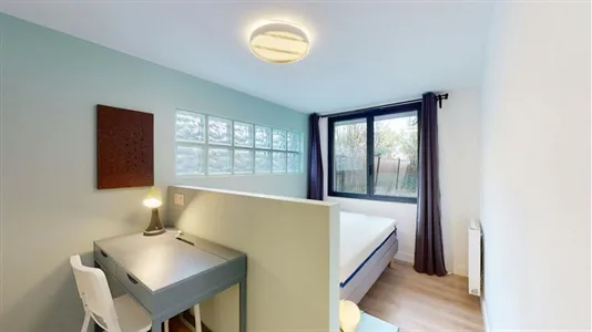 Apartments in Argenteuil - photo 1