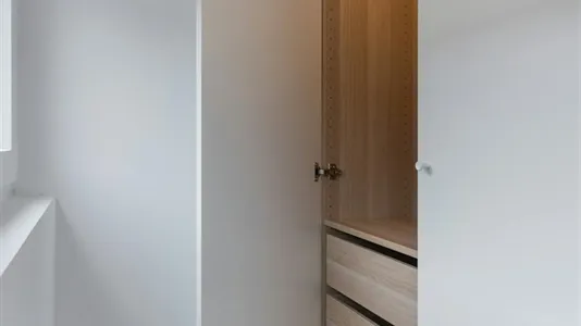 Rooms in Adaro - photo 6