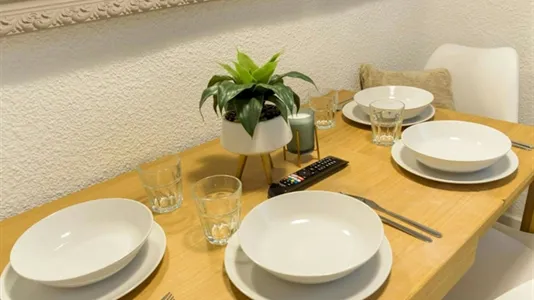 Rooms in Madrid Retiro - photo 6