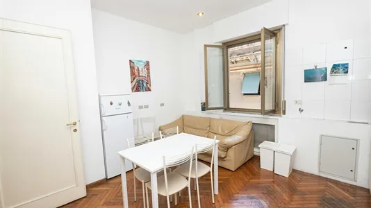 Rooms in Genoa - photo 9