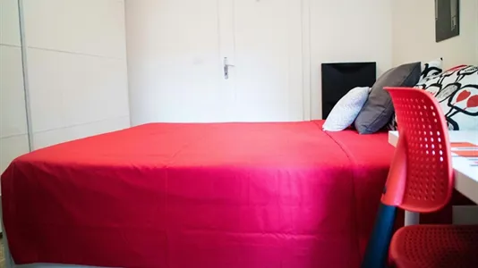 Rooms in Roma Municipio II – Parioli/Nomentano - photo 4