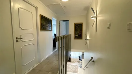 Houses in Upplands Väsby - photo 3