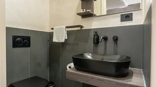Rooms in Florence - photo 9
