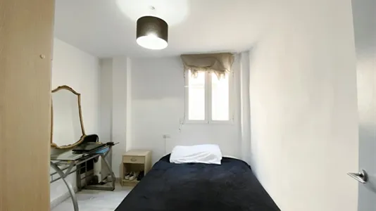 Rooms in el Camí de Vera - photo 10