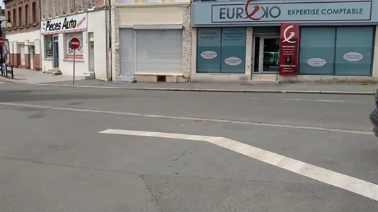 Houses in Valenciennes - photo 9