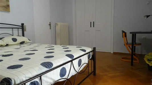 Rooms in Galatsi - photo 2