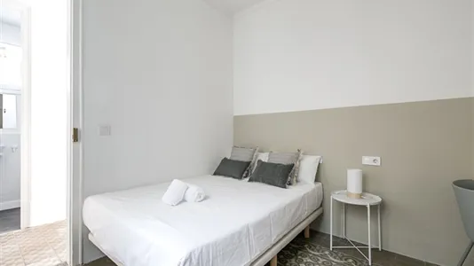 Rooms in Barcelona Gràcia - photo 4