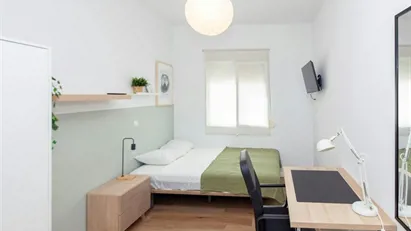 Room for rent in Valencia Camins al Grau, Valencia (region)