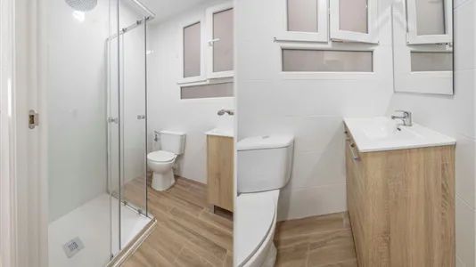 Rooms in el Camí de Vera - photo 8