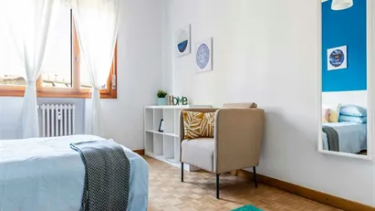 Room for rent in Padua, Veneto