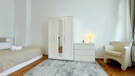 Rooms in Berlin Friedrichshain-Kreuzberg - photo 3