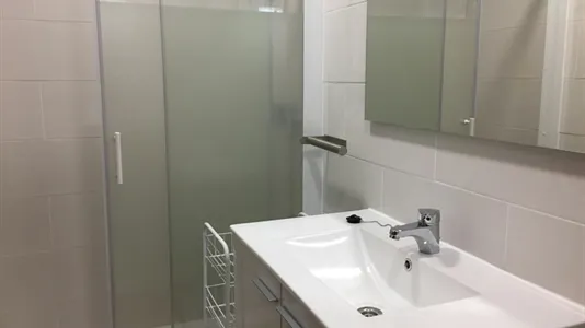 Rooms in Barcelona Gràcia - photo 10