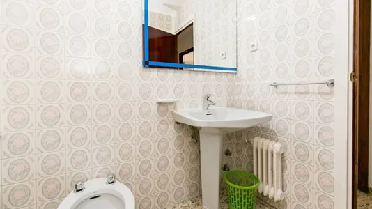 Rooms in Granada - photo 5