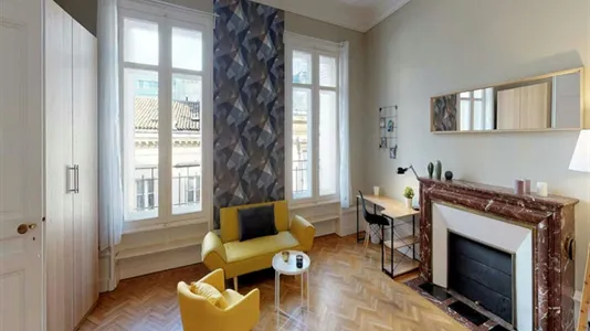 Rooms in Bordeaux - photo 1