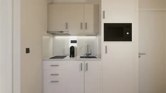 Apartments in Zografou - photo 2