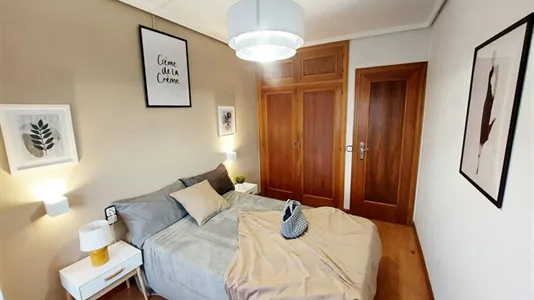 Rooms in Madrid Moncloa-Aravaca - photo 10