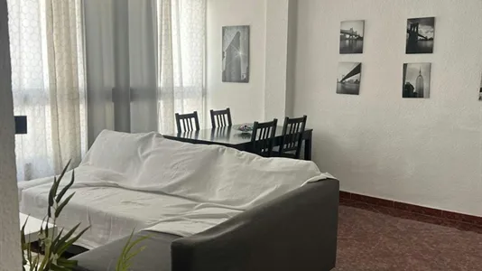 Rooms in Málaga - photo 2