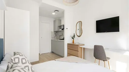 Rooms in Madrid Fuencarral-El Pardo - photo 8