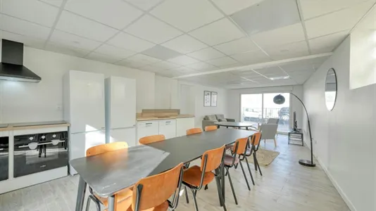 Apartments in Bobigny - photo 10